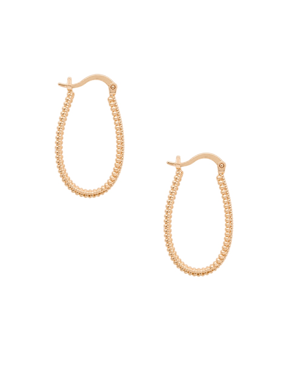 Aretes largos ovalados acabado chapa de oro zirconia